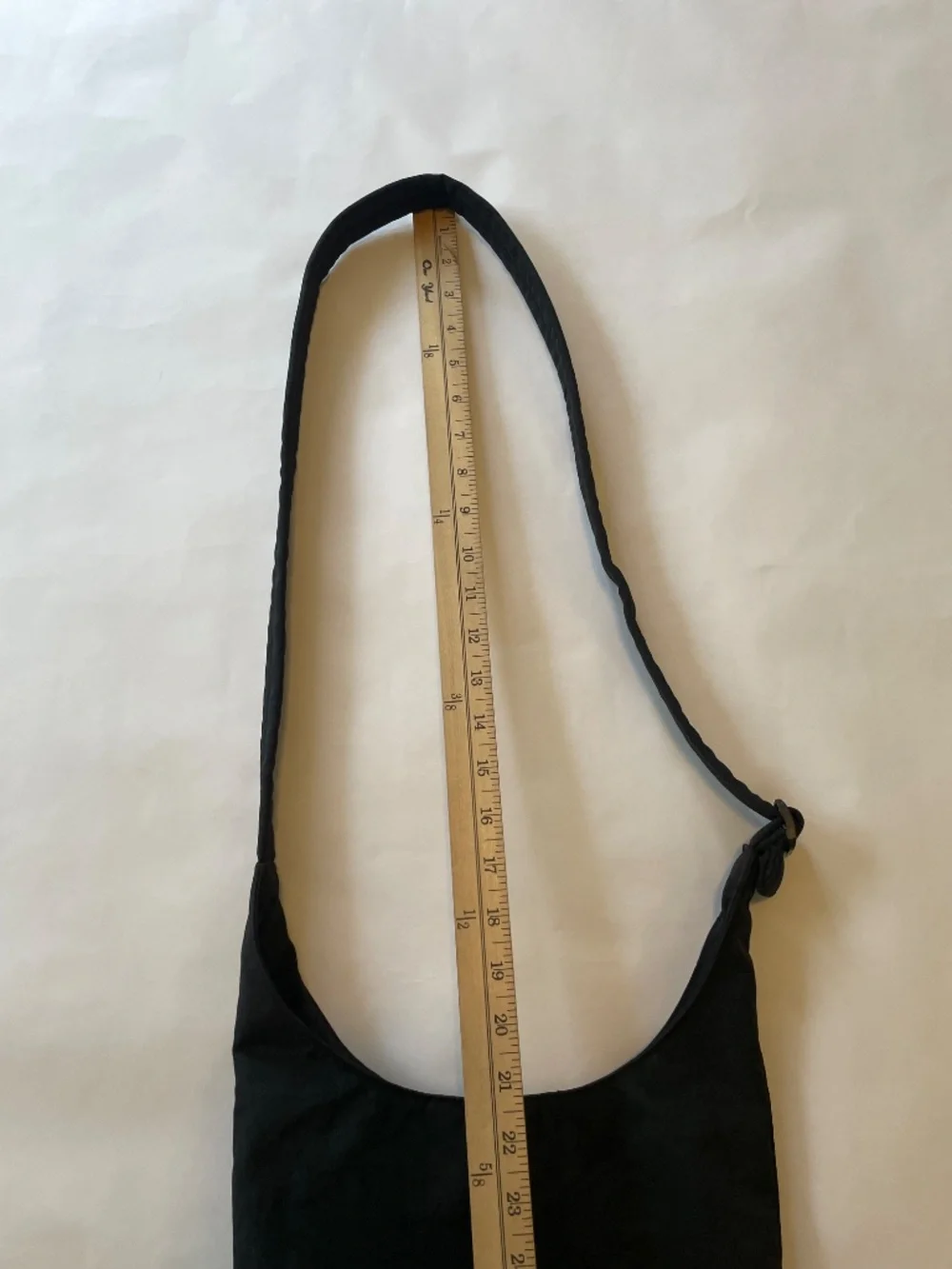 Baggu Small Nylon Sling Bag in Black, Adjustable Shoulder Purse